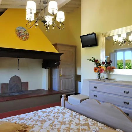 Agriturismo La Lucciolaia