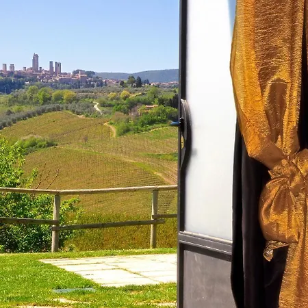 Lantgård Agriturismo La Lucciolaia *
