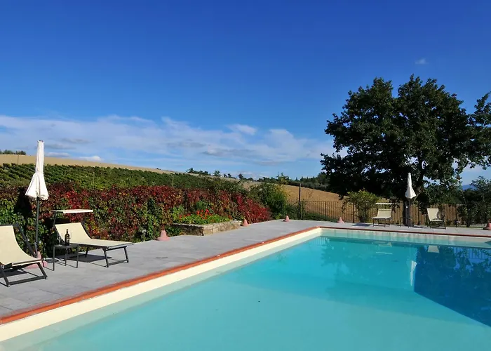 Agriturismo La Lucciolaia *