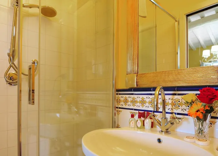 Agriturismo La Lucciolaia 圣吉米纳诺